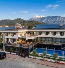 Britannia Hotel 3* Britannia Hotel 3*