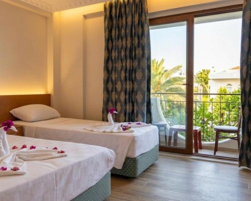 Britannia Hotel 3* в Кемере — бюджетный семейный отдых