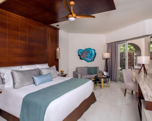Secrets Royal Beach Punta Cana — 5* для взрослых на пляже Баваро