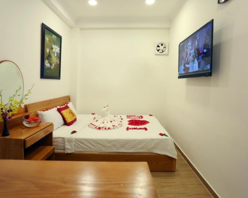 CR Hotel 2* в Нячанге — бюджетный отель в центре