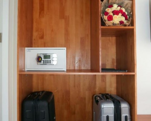 CR Hotel 2* в Нячанге — бюджетный отель в центре