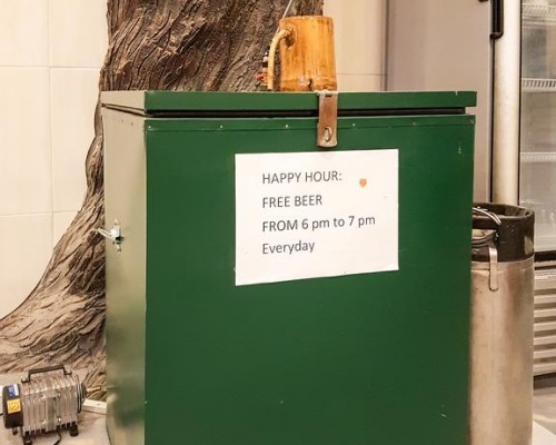 Backpack Abode Hostel в Нячанге