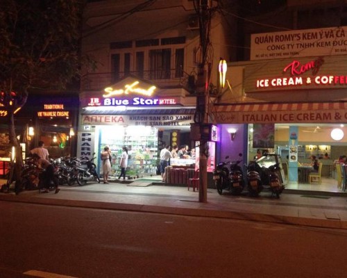 Blue Star Hotel 2* в Нячанге