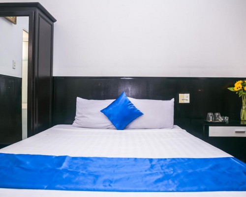 Blue Star Hotel 2* в Нячанге