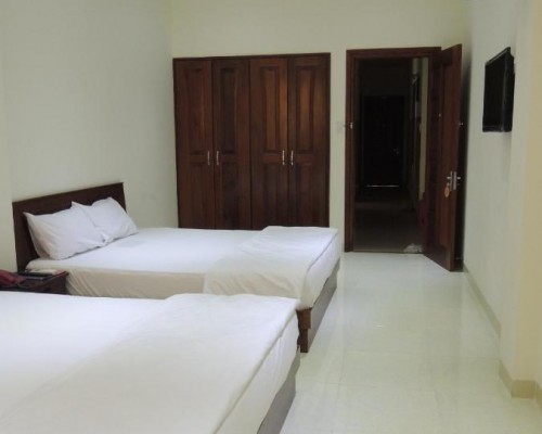 Long Chau Hotel 1* в Нячанге