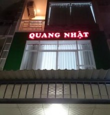 Quang Nhat Hotel 1*