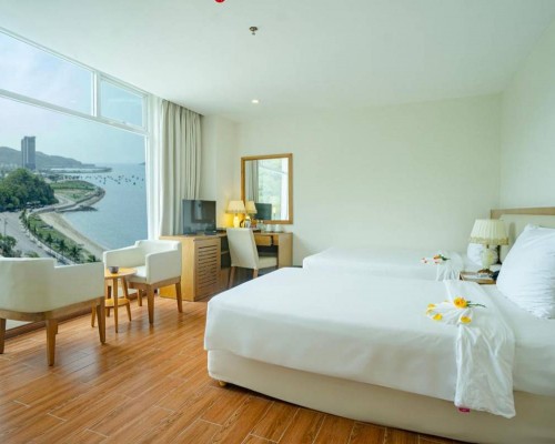 Glamour Hotel Nha Trang 4* — отель в Нячанге