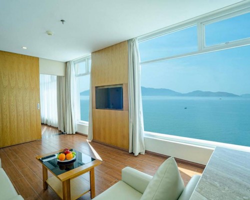 Glamour Hotel Nha Trang 4* — отель в Нячанге