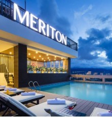 Meriton Hotel 3*