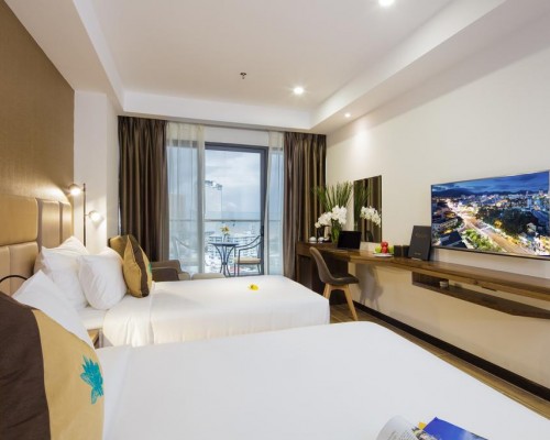 Sen Viet Premium Hotel Nha Trang 4* — Нячанг, Вьетнам