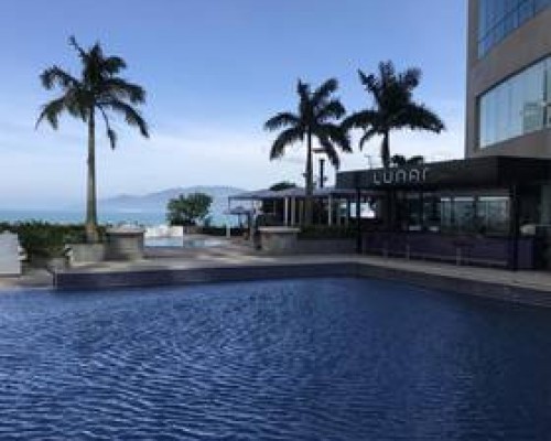 Celina Bayfront Nha Trang Centre — отель в центре Нячанга