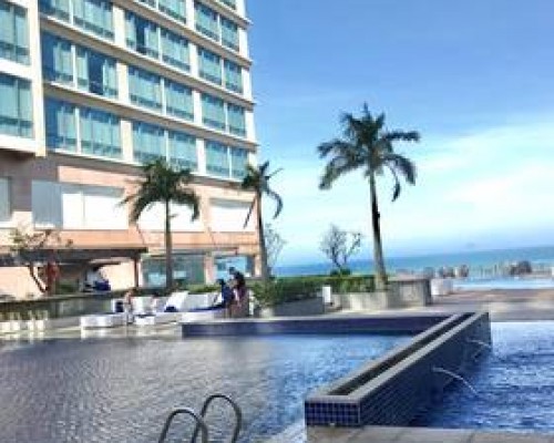 Celina Bayfront Nha Trang Centre — отель в центре Нячанга