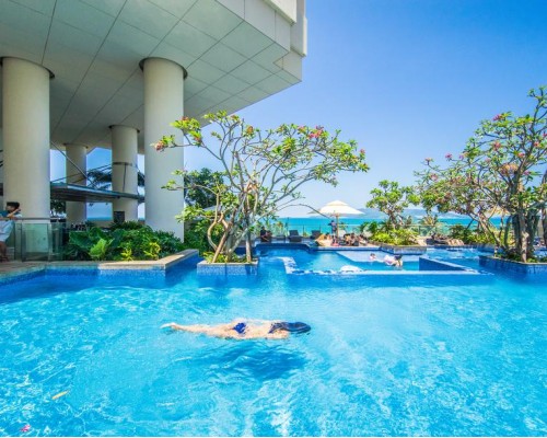 Deluxe Seaview Nha Trang Central — отель в Нячанге