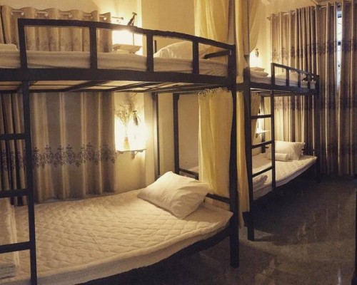 Coconut Hostel в Нячанге: бюджетный хостел у пляжа