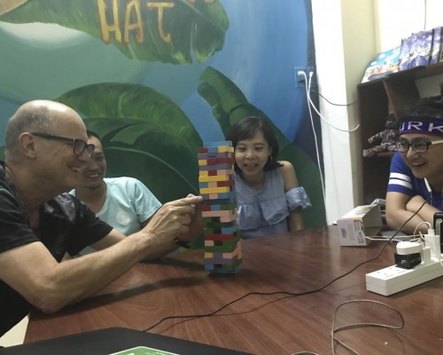 Straw Hat Hostel в Нячанге: что это за место