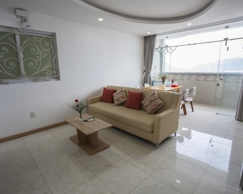 Hong Nga Beach Apartments в Нячанге