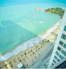 Handy Beachfront Apartment