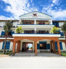 Vietnam Backpacker Hostels - Ninhvana
