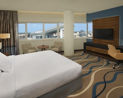DoubleTree by Hilton Hotel & Residences Dubai - Al Barsha, Дубай