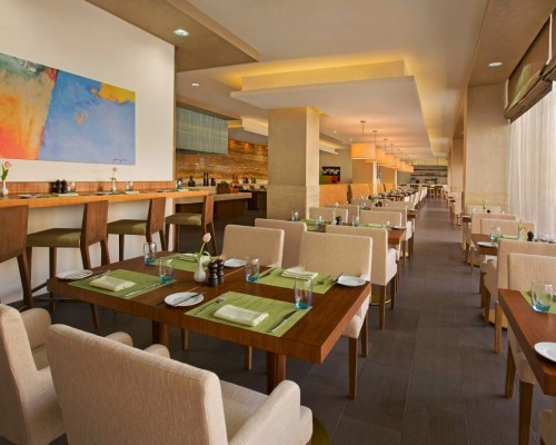 DoubleTree by Hilton Hotel & Residences Dubai - Al Barsha, Дубай