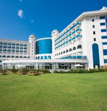 Water Side Resort & Spa 5*