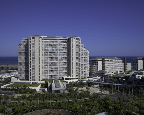 Aloha Oceanfront Suite Resort 5* — Хайнань, Китай