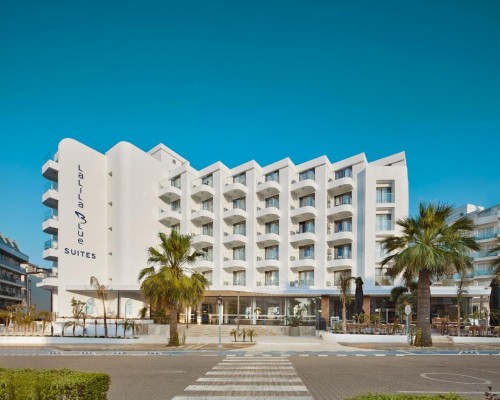 Lalila Blue Suites 4* — семейный отель в Мармарисе