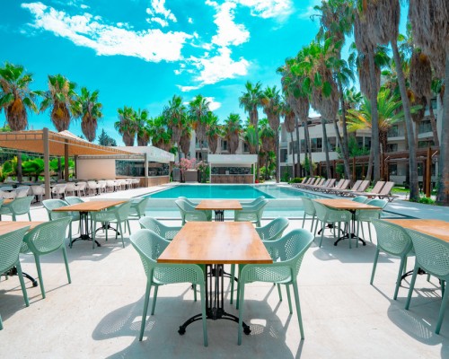 Orfeus Armin Hotel 4* — отель на второй линии в Чолаклы
