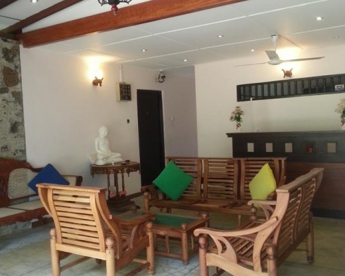 Thirangama Beach Hotel 2* — Унаватуна, Шри-Ланка