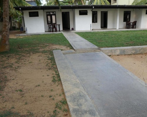 Thirangama Beach Hotel 2* — Унаватуна, Шри-Ланка