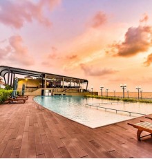 Grandeeza Luxury Hotel