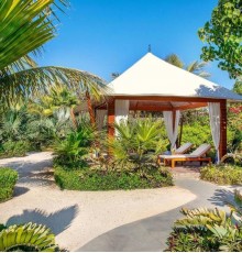 The Ritz-Carlton Ras Al Khaimah, Al Hamra Beach 5*