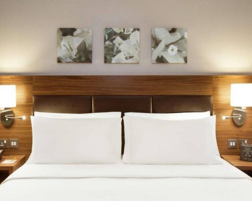 Hilton Garden Inn Ras Al Khaimah — отель 4* в Рас-эль-Хайме