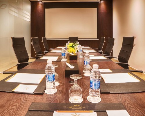Rose Park Hotel Al Barsha 4* — отель в Дубае, Аль-Барша