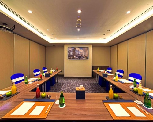 MENA Plaza Hotel Albarsha 4* в Дубае: честный обзор