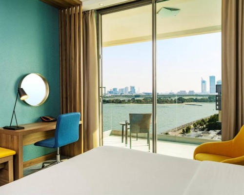 Aloft Palm Jumeirah 4* — отель на Пальме Джумейра, Дубай