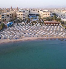 AMC Royal Hotel 5*