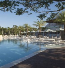 VH Atmosphere Adults Only 4*