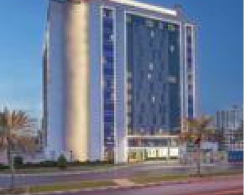 Hampton by Hilton Dubai Airport — отель 3* в Дубае
