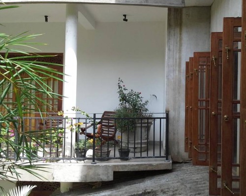 Srimali's Residence 2* — гостевой дом в Унаватуне