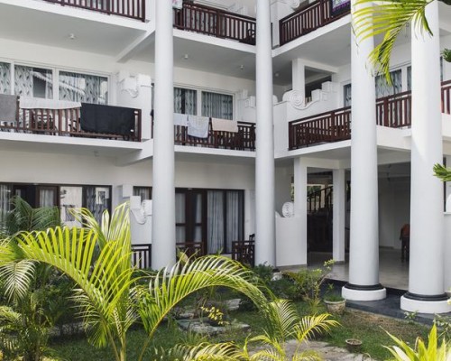 Neptune Bay Hotel 3* в Унаватуне — отель на первой линии