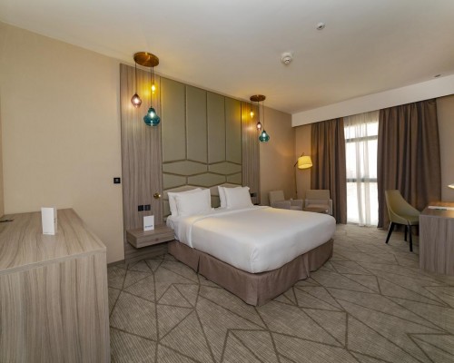 Occidental Dubai Production City 4* — отель в Дубае