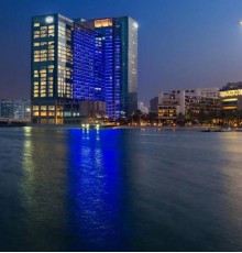 Beach Rotana Residences 5*