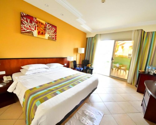 Xperience Kiroseiz Premier Naama Bay 5* — Шарм-эль-Шейх
