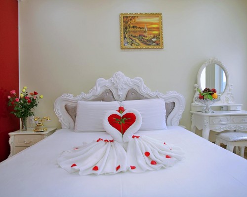 Thang Bom Boutique Hotel & Apartment 3* — Нячанг, Вьетнам
