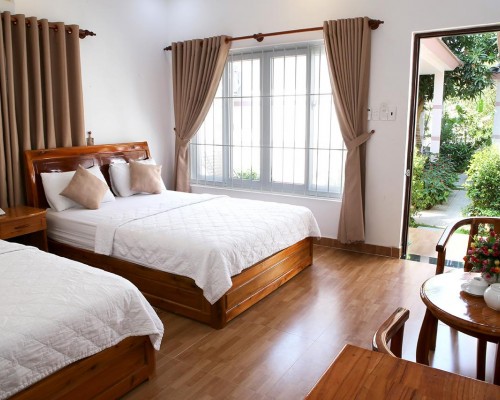 Huynh Gia Bungalow 3* — уютные бунгало в центре Фукуока