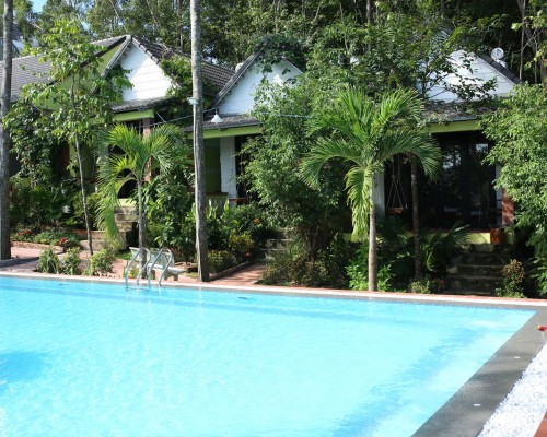 Mai Phuong Binh Bungalow 2* на Фукуоке