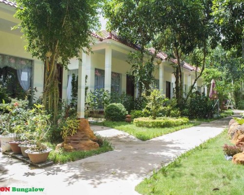 Mon Bungalow — бюджетный отель 1* на Фукуоке