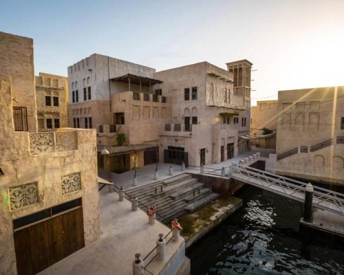 Al Seef Heritage Hotel Dubai, Curio Collection by Hilton, Дубай