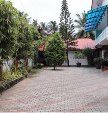 Crescent Resort